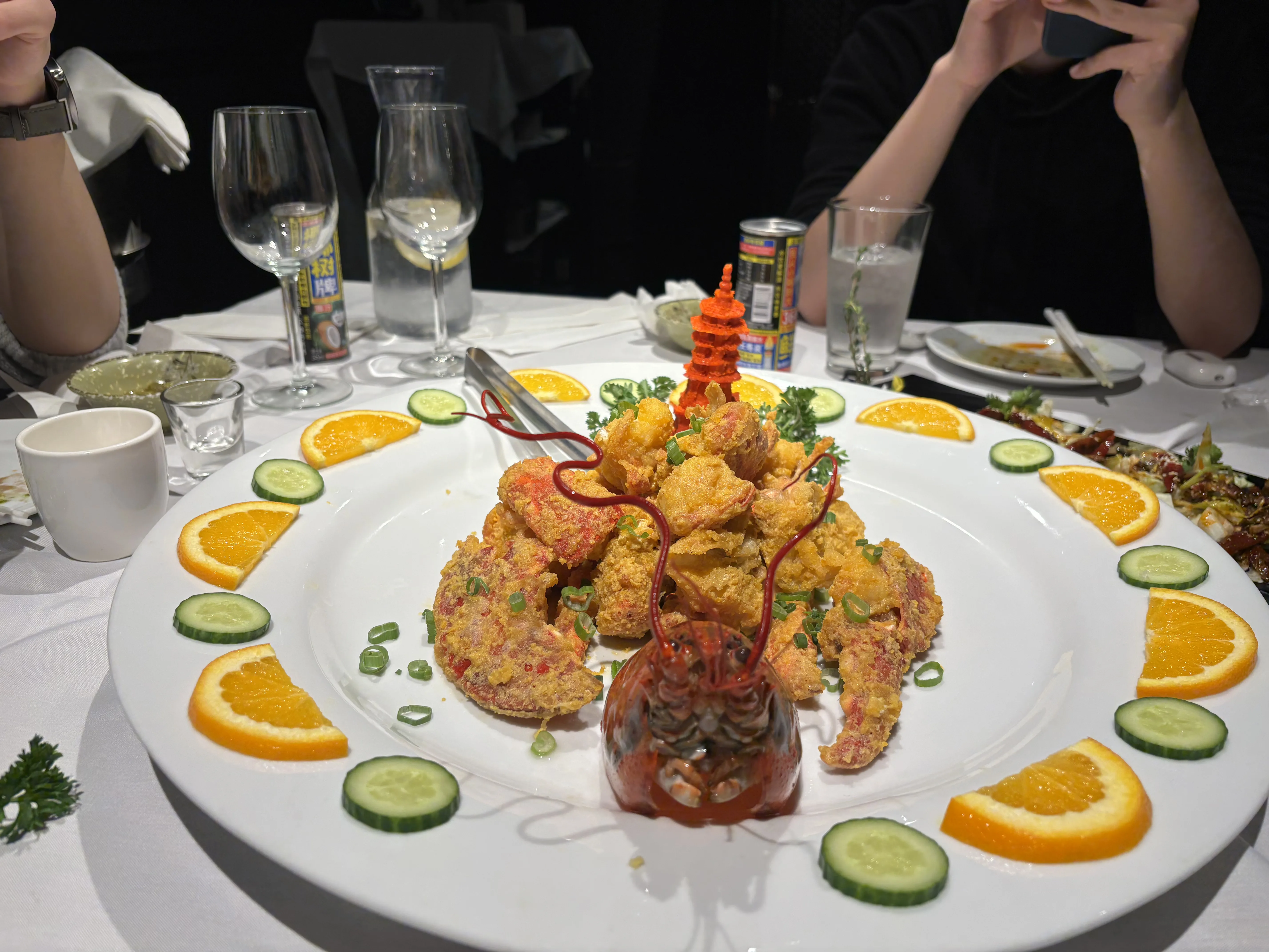 Seafood plate with bamboo carving décor