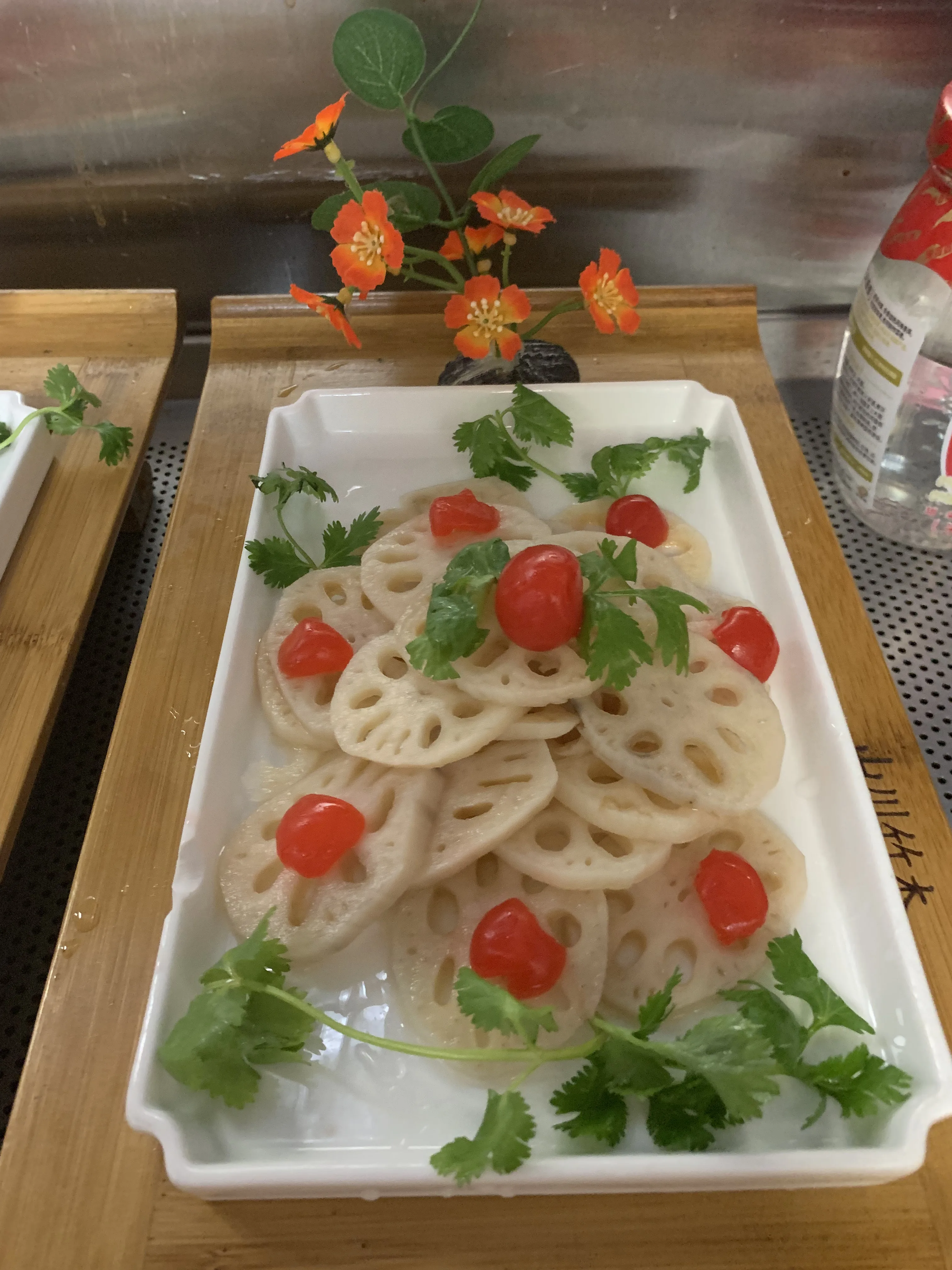 Noodle dish with minced pork topping
