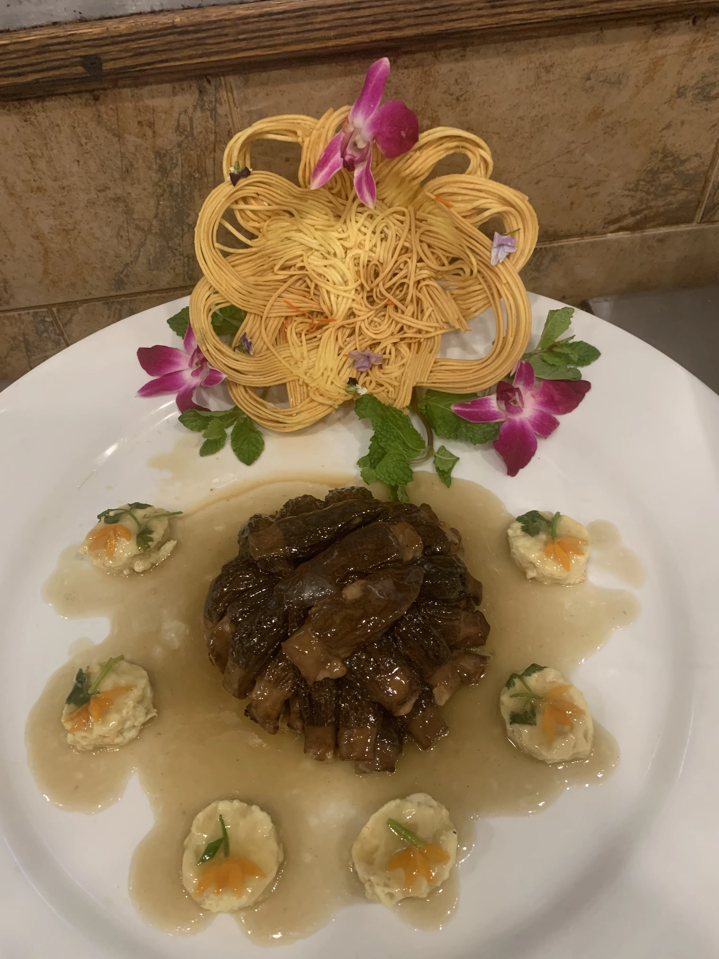 Braised morel mushrooms