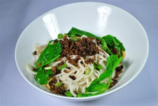 Dan dan noodles