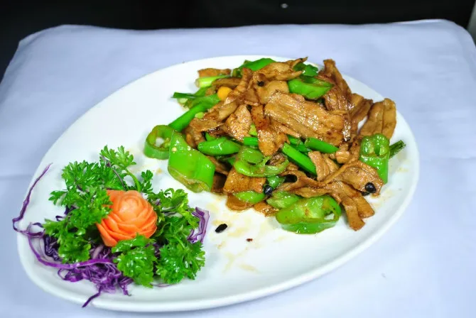 Twice-cooked pork with green pepper